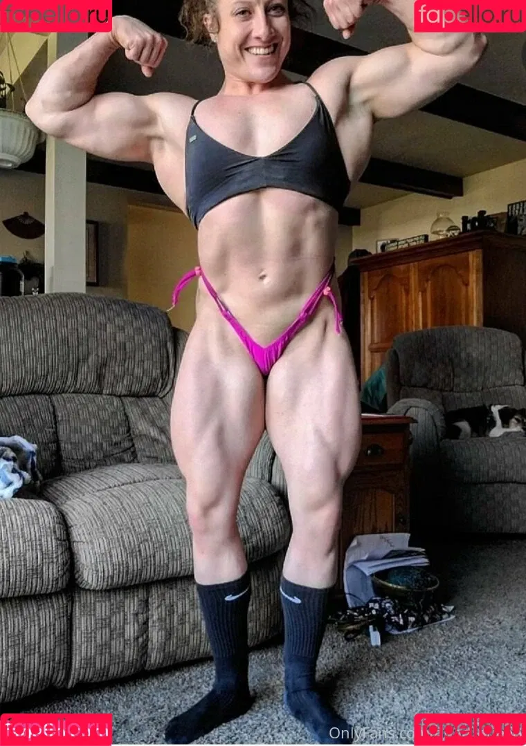 Quad_queen / emily schubert / emschub_ifbbpro Onlyfans Photo Gallery 