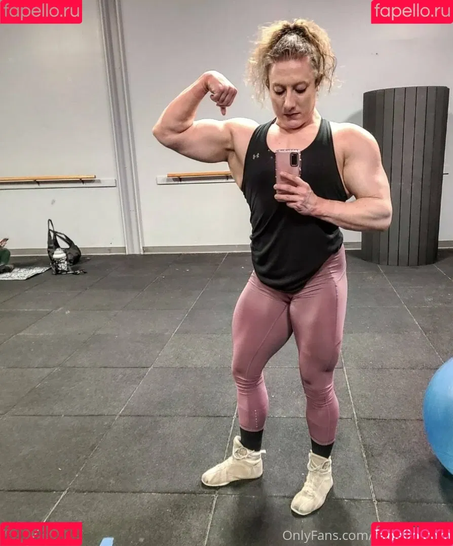Quad_queen / emily schubert / emschub_ifbbpro Onlyfans Photo Gallery 