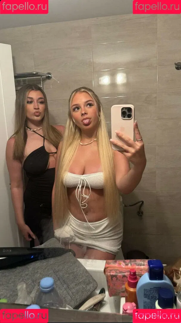 Brooke Marsden / beautybrooke123 / brooke_marsden Onlyfans Photo Gallery 