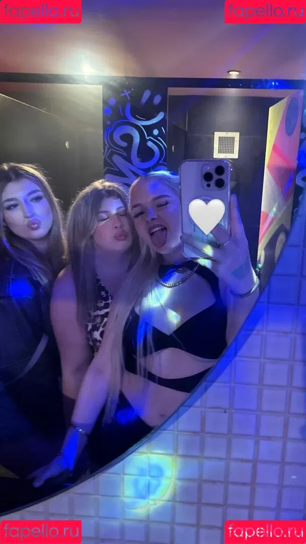 Brooke Marsden / beautybrooke123 / brooke_marsden Onlyfans Photo Gallery 