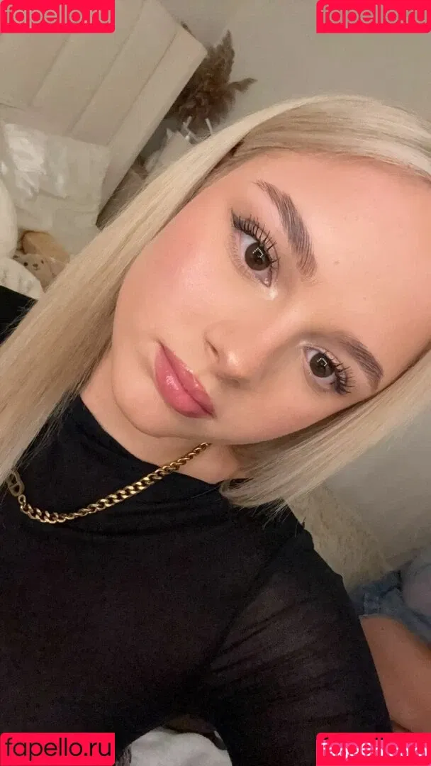 Brooke Marsden / beautybrooke123 / brooke_marsden Onlyfans Photo Gallery 