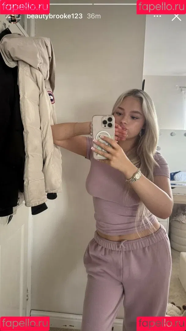 Brooke Marsden / beautybrooke123 / brooke_marsden Onlyfans Photo Gallery 