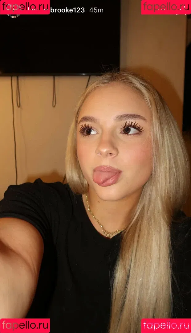 Brooke Marsden / beautybrooke123 / brooke_marsden Onlyfans Photo Gallery 