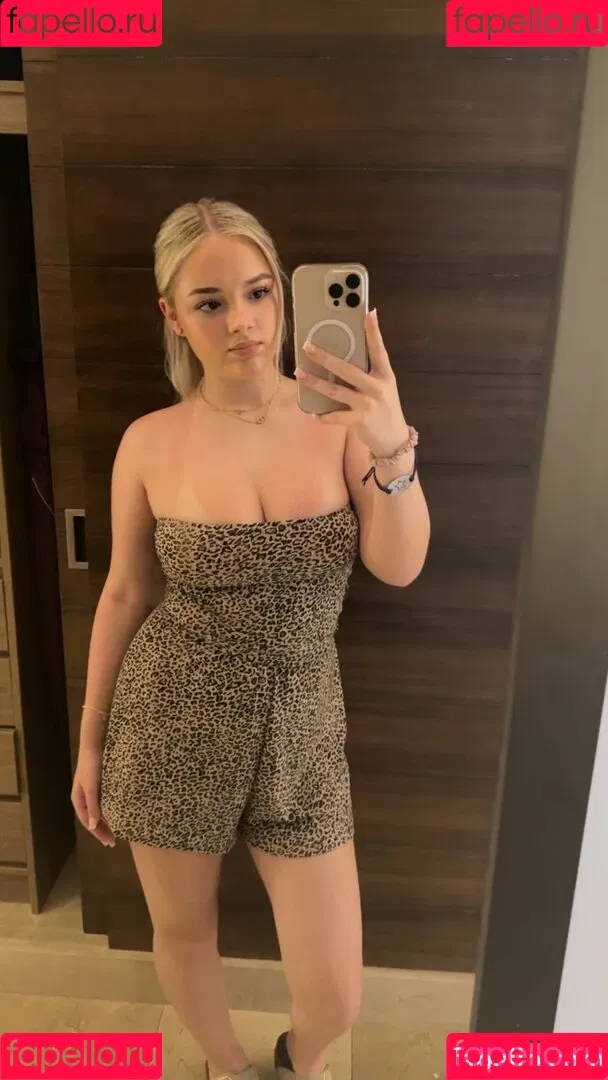 Brooke Marsden / beautybrooke123 / brooke_marsden Onlyfans Photo Gallery 