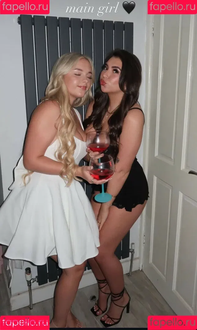 Brooke Marsden / beautybrooke123 / brooke_marsden Onlyfans Photo Gallery 