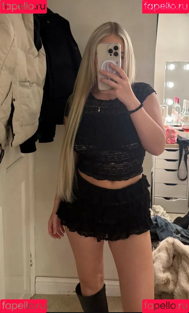Brooke Marsden / beautybrooke123 / brooke_marsden Onlyfans Photo Gallery 