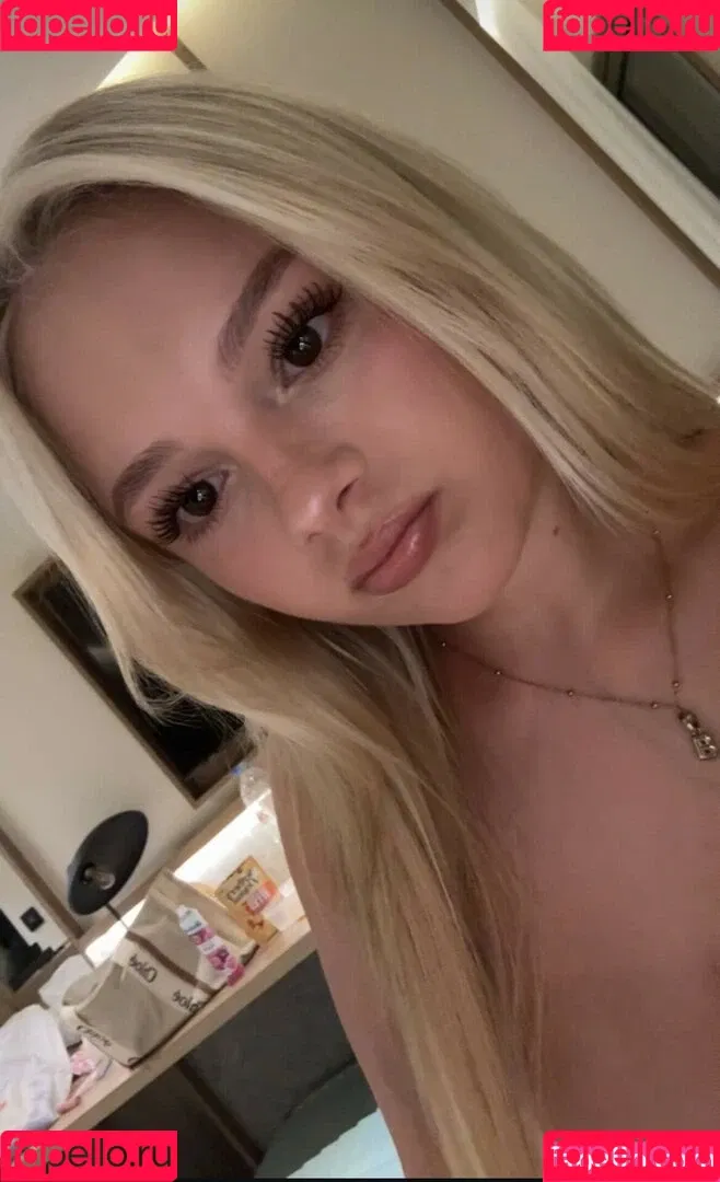 Brooke Marsden / beautybrooke123 / brooke_marsden Onlyfans Photo Gallery 
