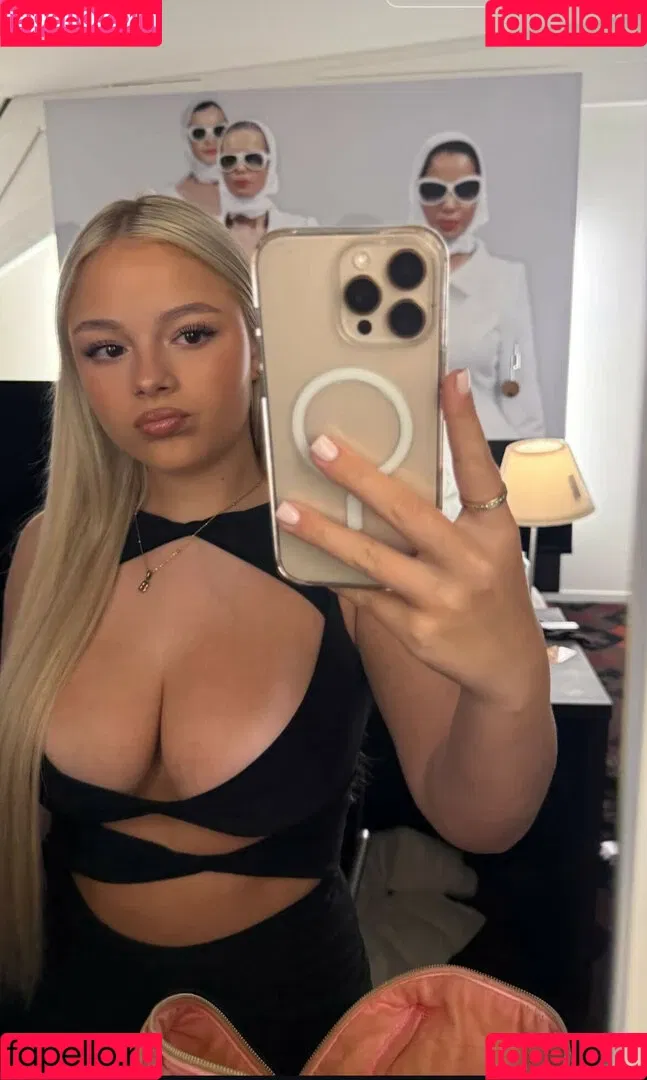 Brooke Marsden / beautybrooke123 / brooke_marsden Onlyfans Photo Gallery 