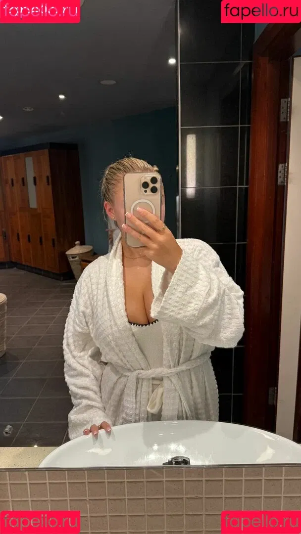 Brooke Marsden / beautybrooke123 / brooke_marsden Onlyfans Photo Gallery 
