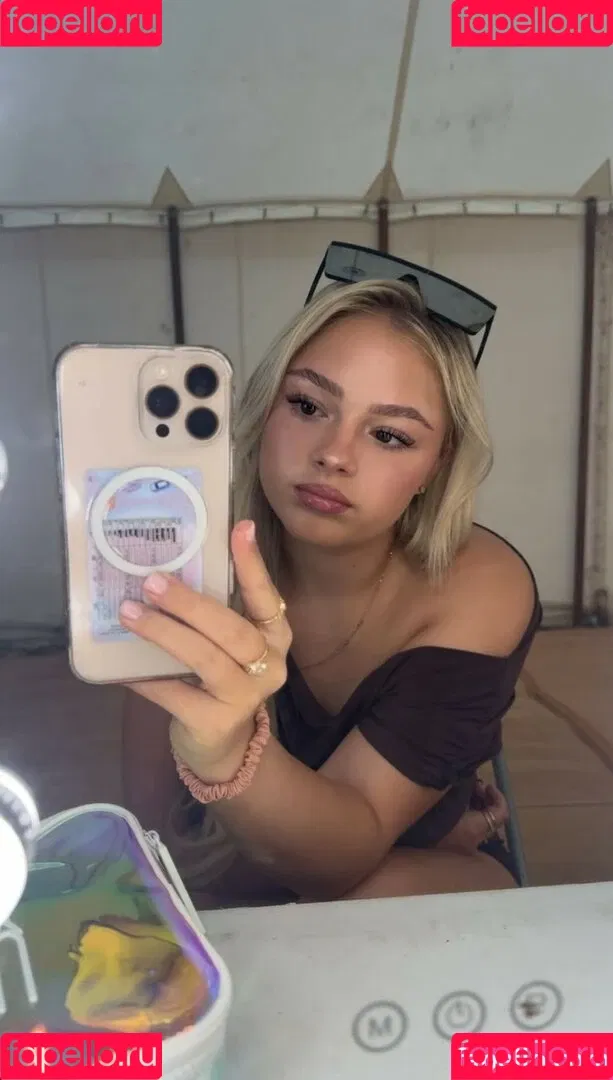Brooke Marsden / beautybrooke123 / brooke_marsden Onlyfans Photo Gallery 