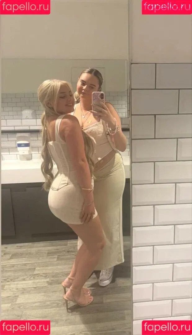 Brooke Marsden / beautybrooke123 / brooke_marsden Onlyfans Photo Gallery 