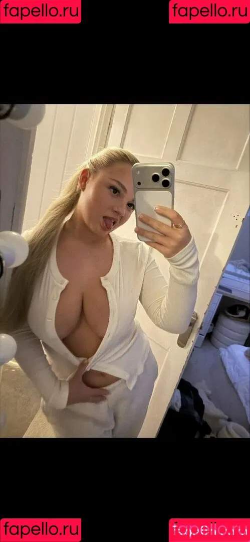 Brooke Marsden / beautybrooke123 / brooke_marsden Onlyfans Photo Gallery 