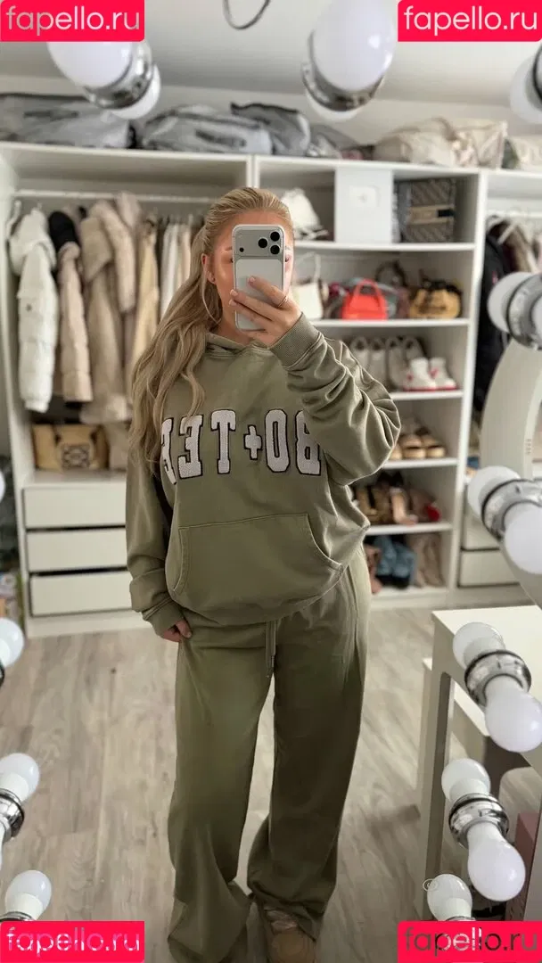 Brooke Marsden / beautybrooke123 / brooke_marsden Onlyfans Photo Gallery 
