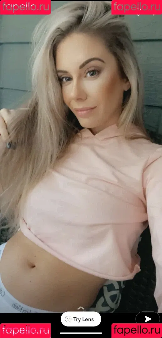Karin Noelle / Midskarinnoelle / karinnoelle / misskarinnoelle Onlyfans Photo Gallery 