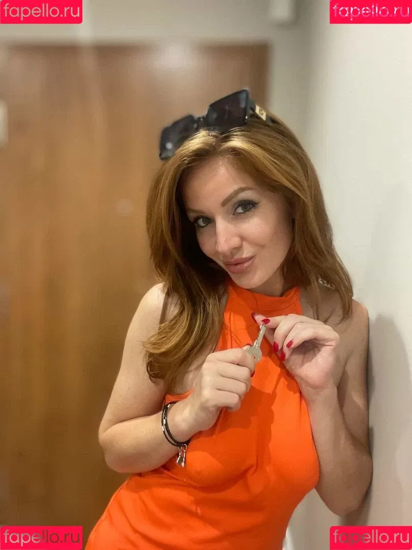 vikki.8_ / vikki.viii Onlyfans Photo Gallery 