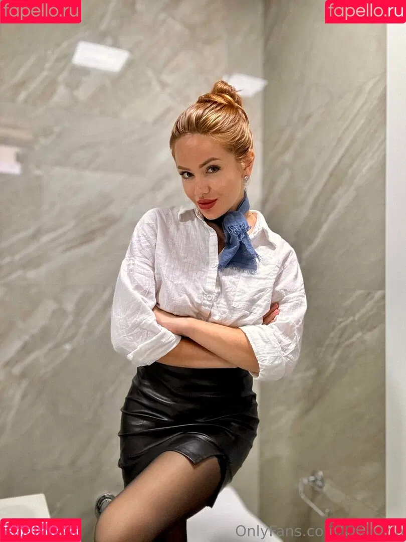 vikki.8_ / vikki.viii Onlyfans Photo Gallery 