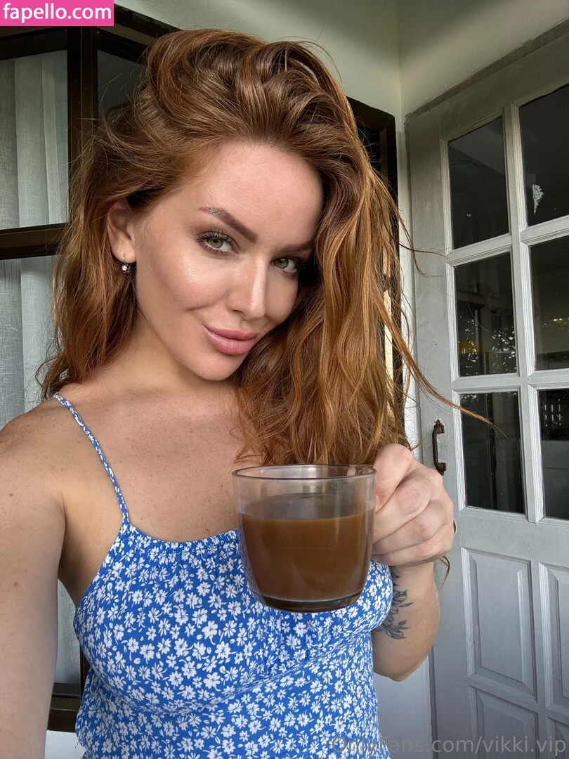 vikki.8_ / vikki.viii Onlyfans Photo Gallery 