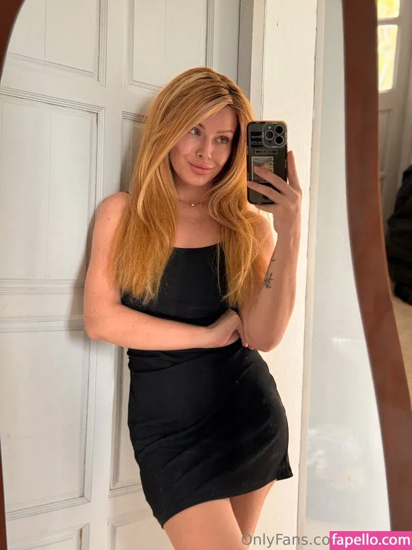 vikki.8_ / vikki.viii Onlyfans Photo Gallery 