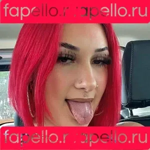 creamyvixxenfree / vanessavixxenn Onlyfans Photo Gallery 