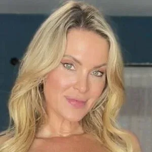 c_no5 / chanelrenee Onlyfans Photo Gallery 