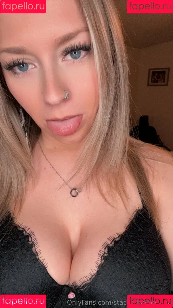 stackedbombshell / stackedmag Onlyfans Photo Gallery 