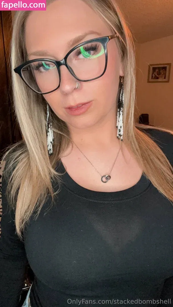 stackedbombshell / stackedmag Onlyfans Photo Gallery 
