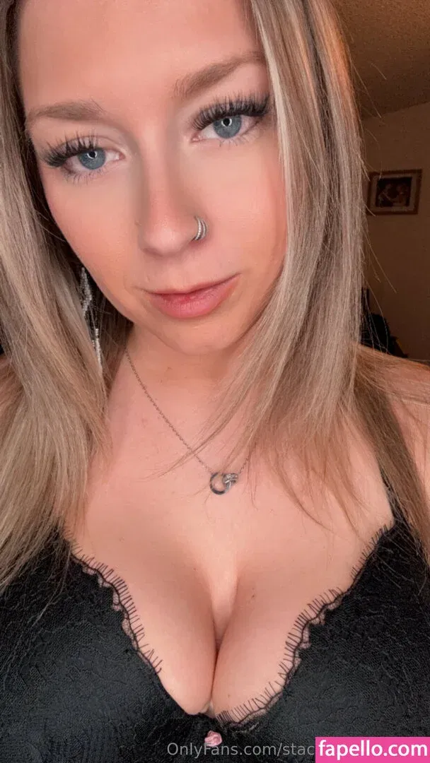 stackedbombshell / stackedmag Onlyfans Photo Gallery 