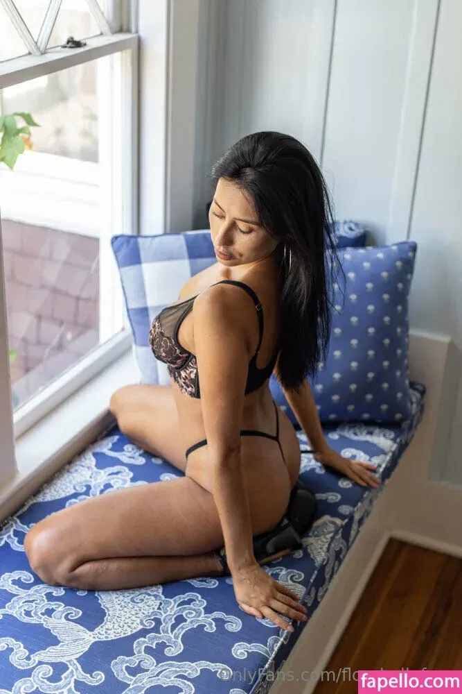 florabella / florabellafree Onlyfans Photo Gallery 