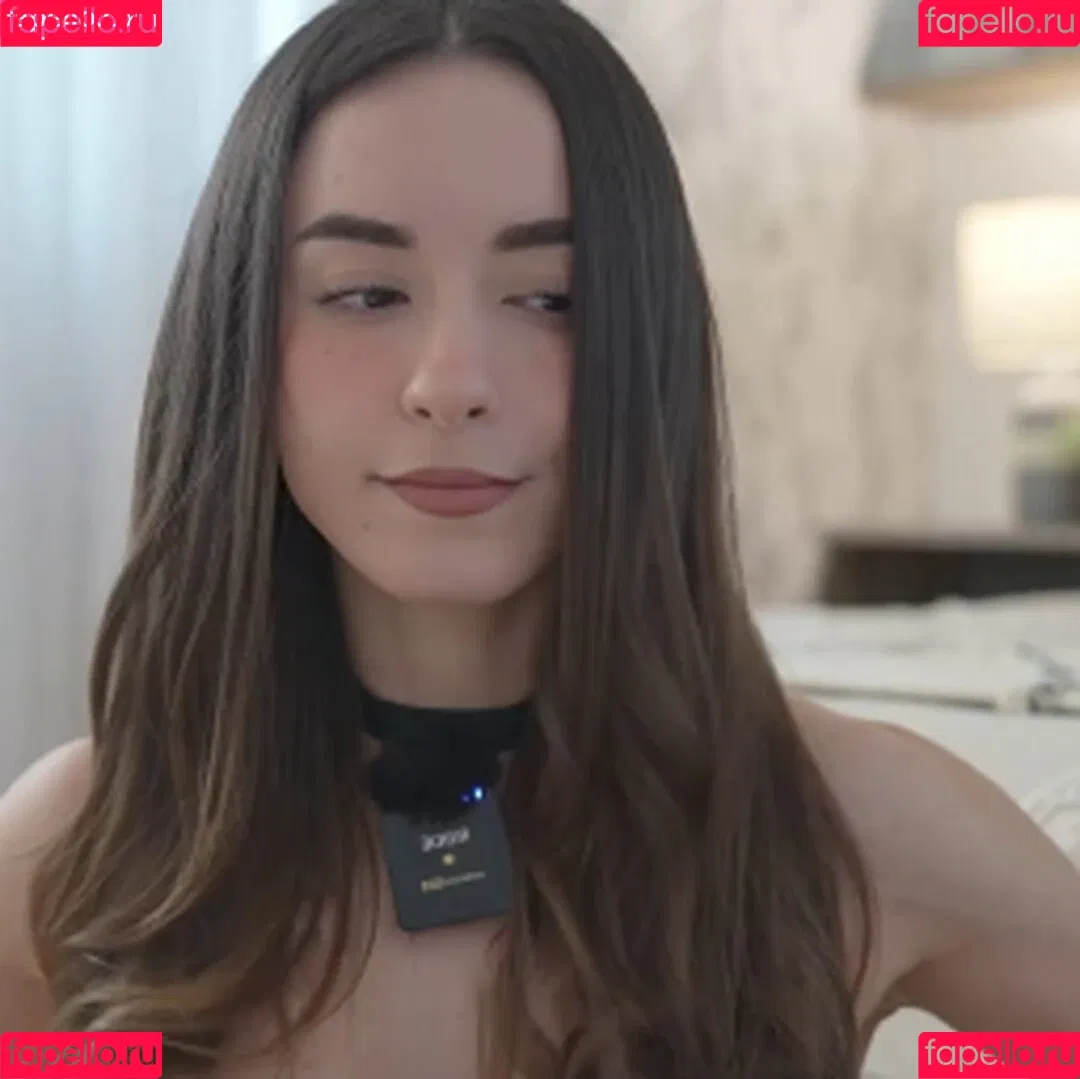 eimi.ar / eimigirl / emyii Onlyfans Photo Gallery 