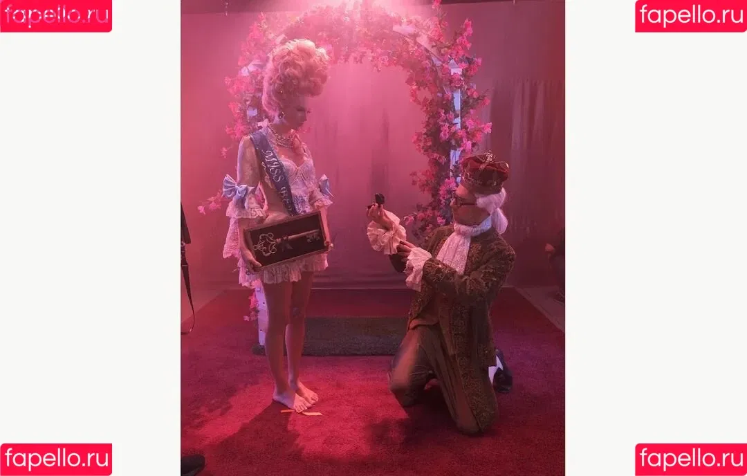 Taylor Swift / mssswifty / shawtiee / taylorswift Onlyfans Photo Gallery 