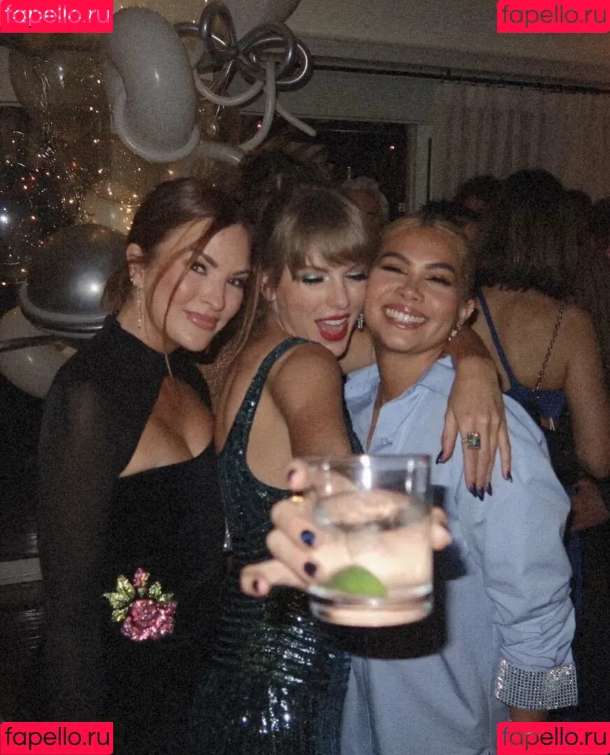 Taylor Swift / mssswifty / shawtiee / taylorswift Onlyfans Photo Gallery 