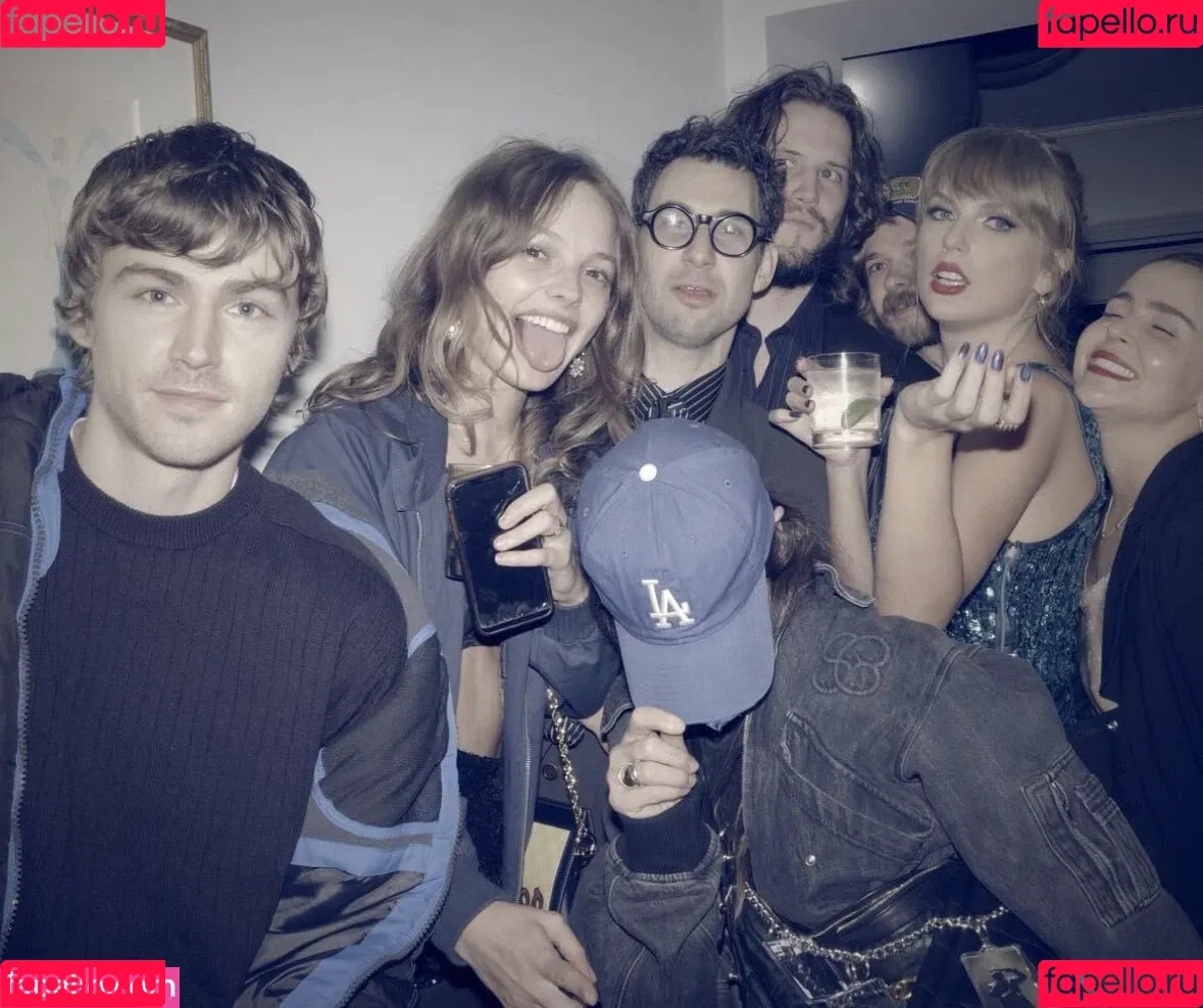 Taylor Swift / mssswifty / shawtiee / taylorswift Onlyfans Photo Gallery 