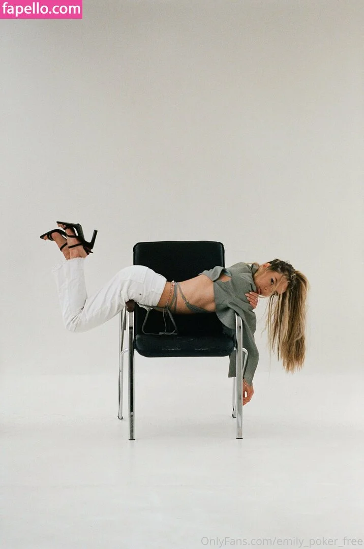 emilyliam_ / emilylism Onlyfans Photo Gallery 