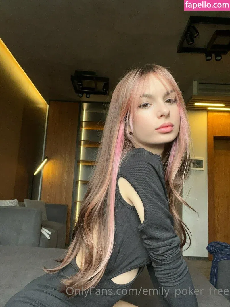 emilyliam_ / emilylism Onlyfans Photo Gallery 