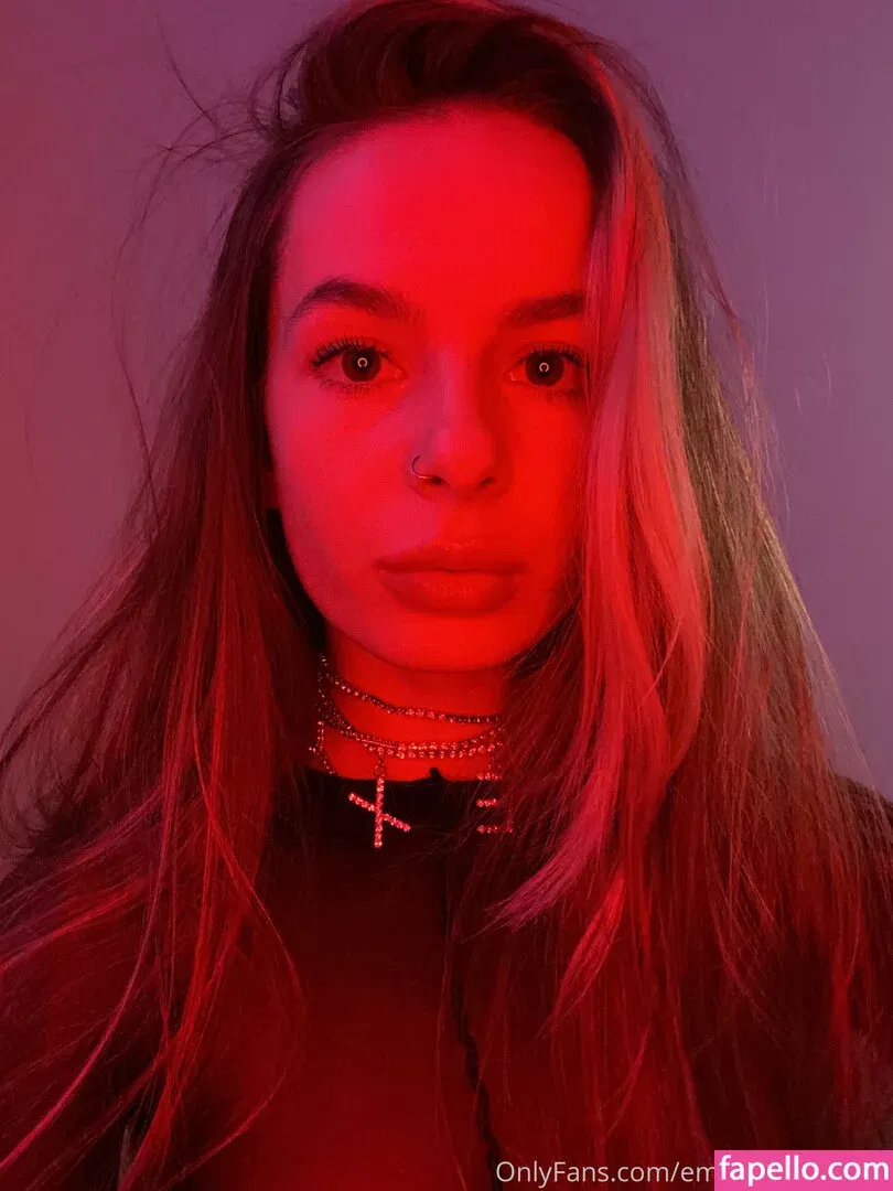 emilyliam_ / emilylism Onlyfans Photo Gallery 