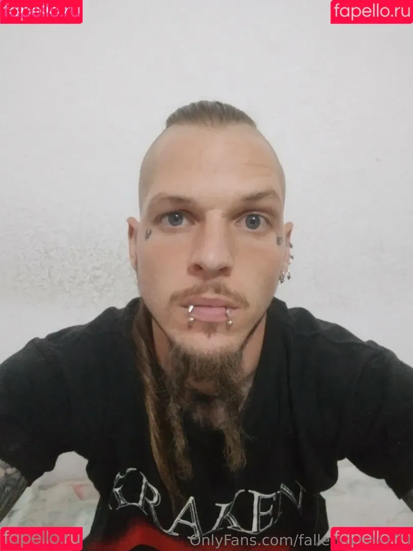 fallenmaster69 / fallenmoon13 Onlyfans Photo Gallery 
