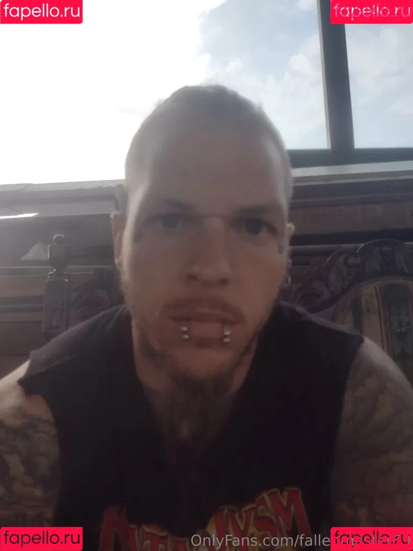 fallenmaster69 / fallenmoon13 Onlyfans Photo Gallery 