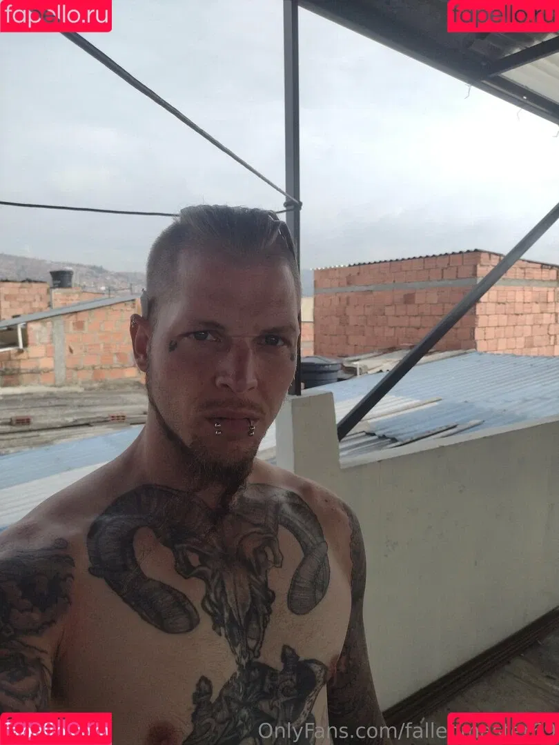 fallenmaster69 / fallenmoon13 Onlyfans Photo Gallery 