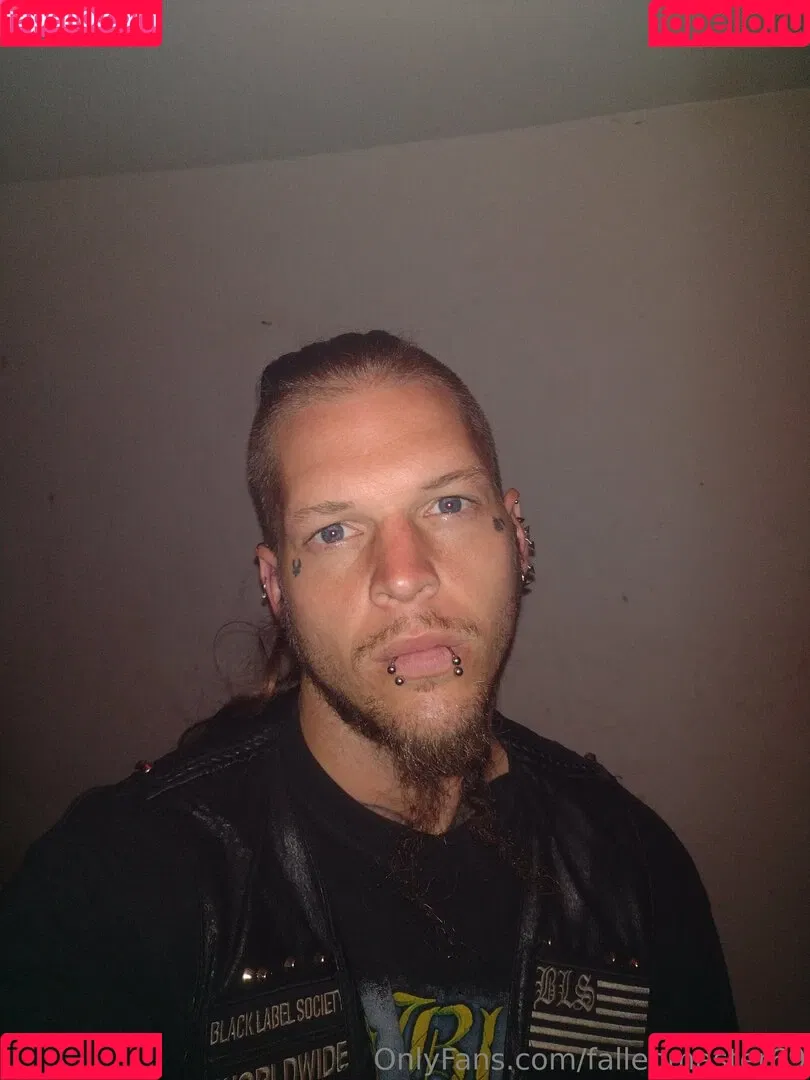 fallenmaster69 / fallenmoon13 Onlyfans Photo Gallery 