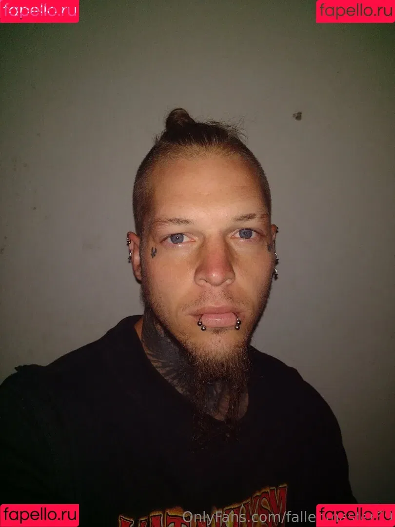 fallenmaster69 / fallenmoon13 Onlyfans Photo Gallery 