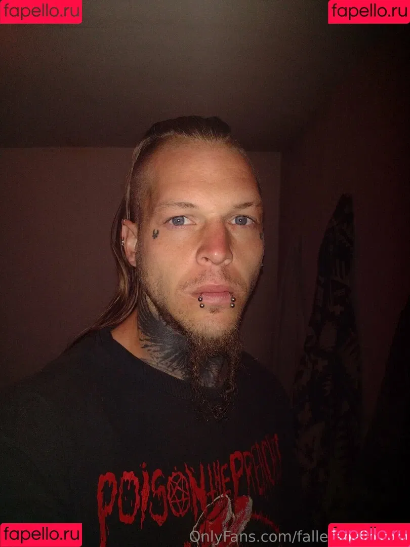 fallenmaster69 / fallenmoon13 Onlyfans Photo Gallery 