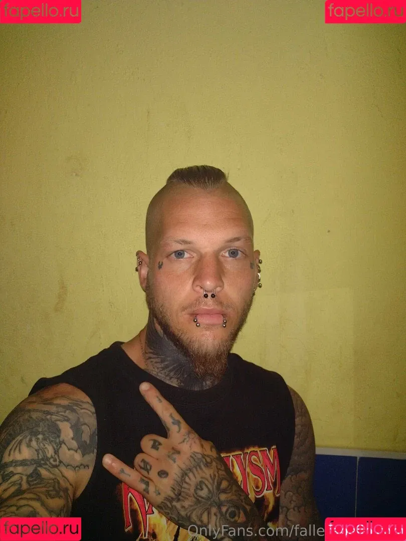 fallenmaster69 / fallenmoon13 Onlyfans Photo Gallery 