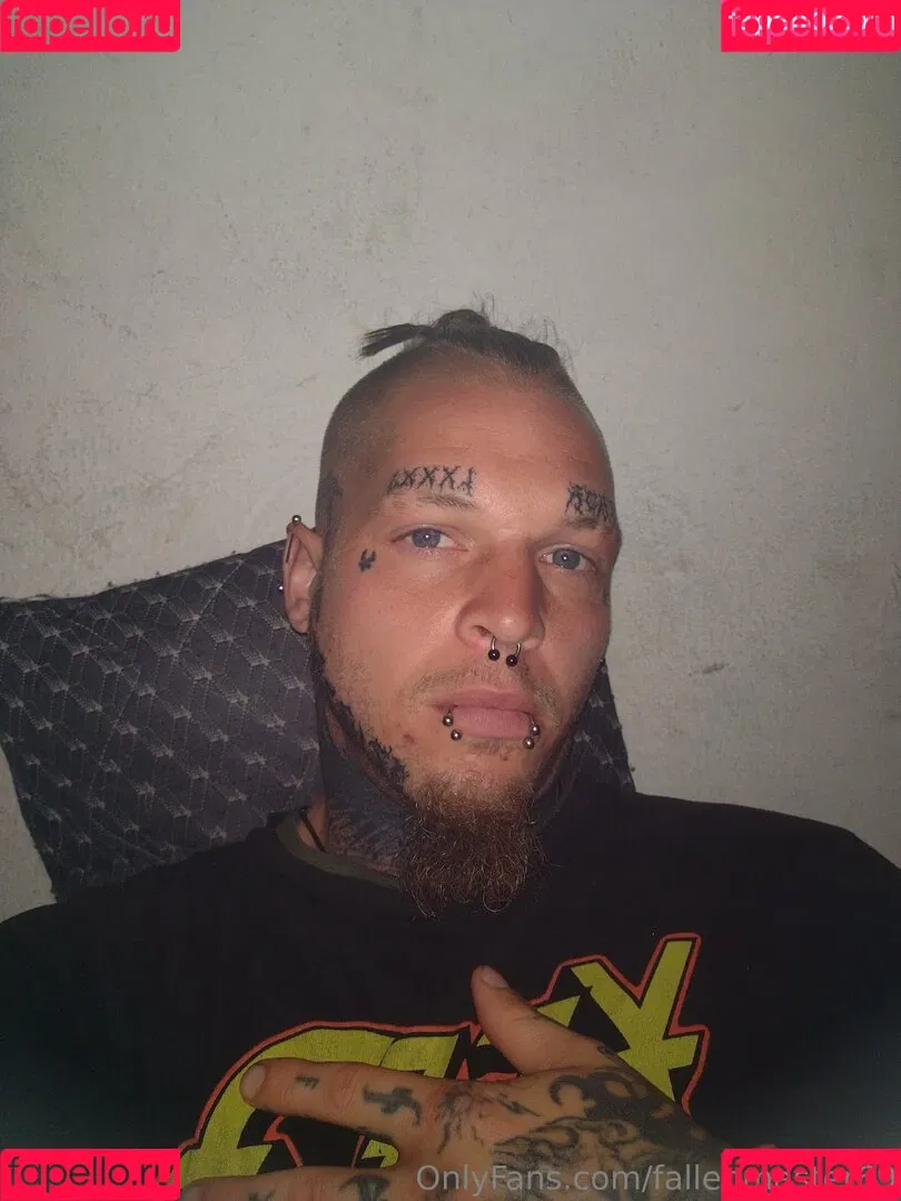 fallenmaster69 / fallenmoon13 Onlyfans Photo Gallery 