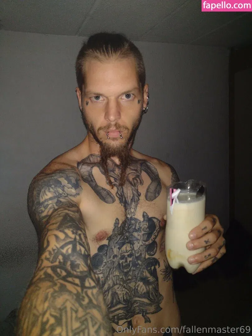 fallenmaster69 / fallenmoon13 Onlyfans Photo Gallery 