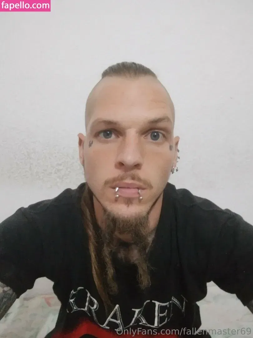 fallenmaster69 / fallenmoon13 Onlyfans Photo Gallery 