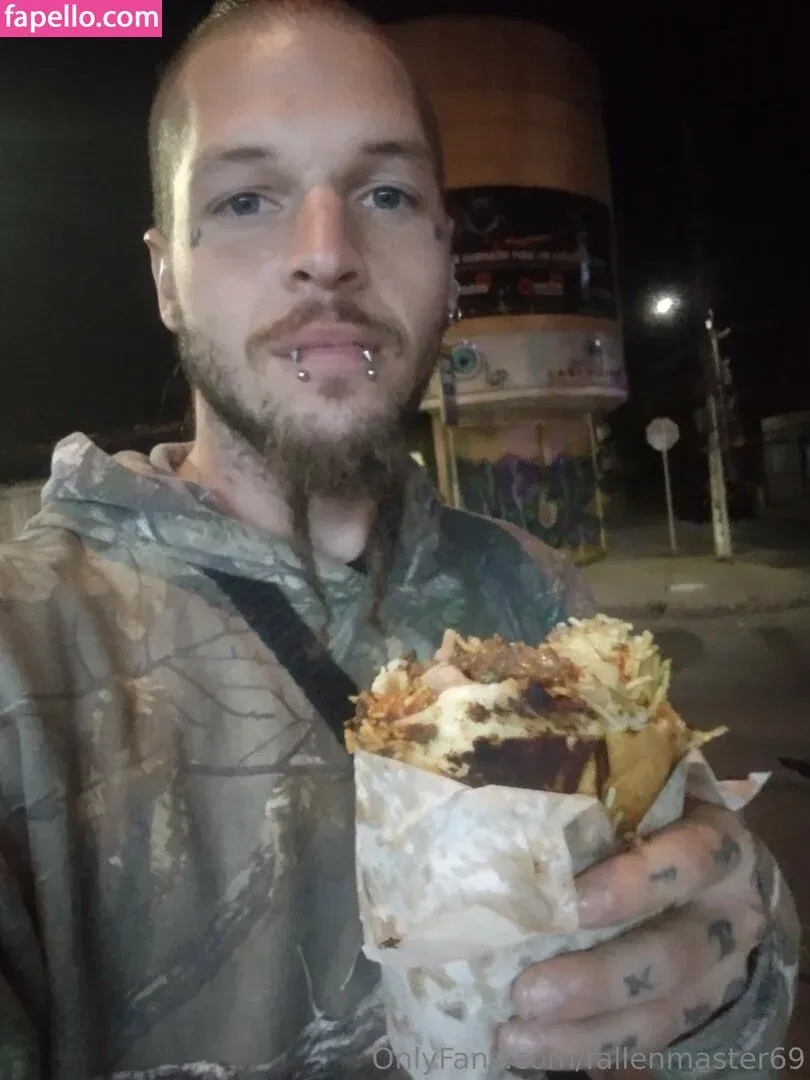 fallenmaster69 / fallenmoon13 Onlyfans Photo Gallery 