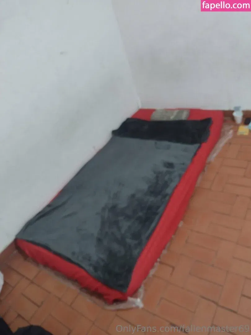 fallenmaster69 / fallenmoon13 Onlyfans Photo Gallery 