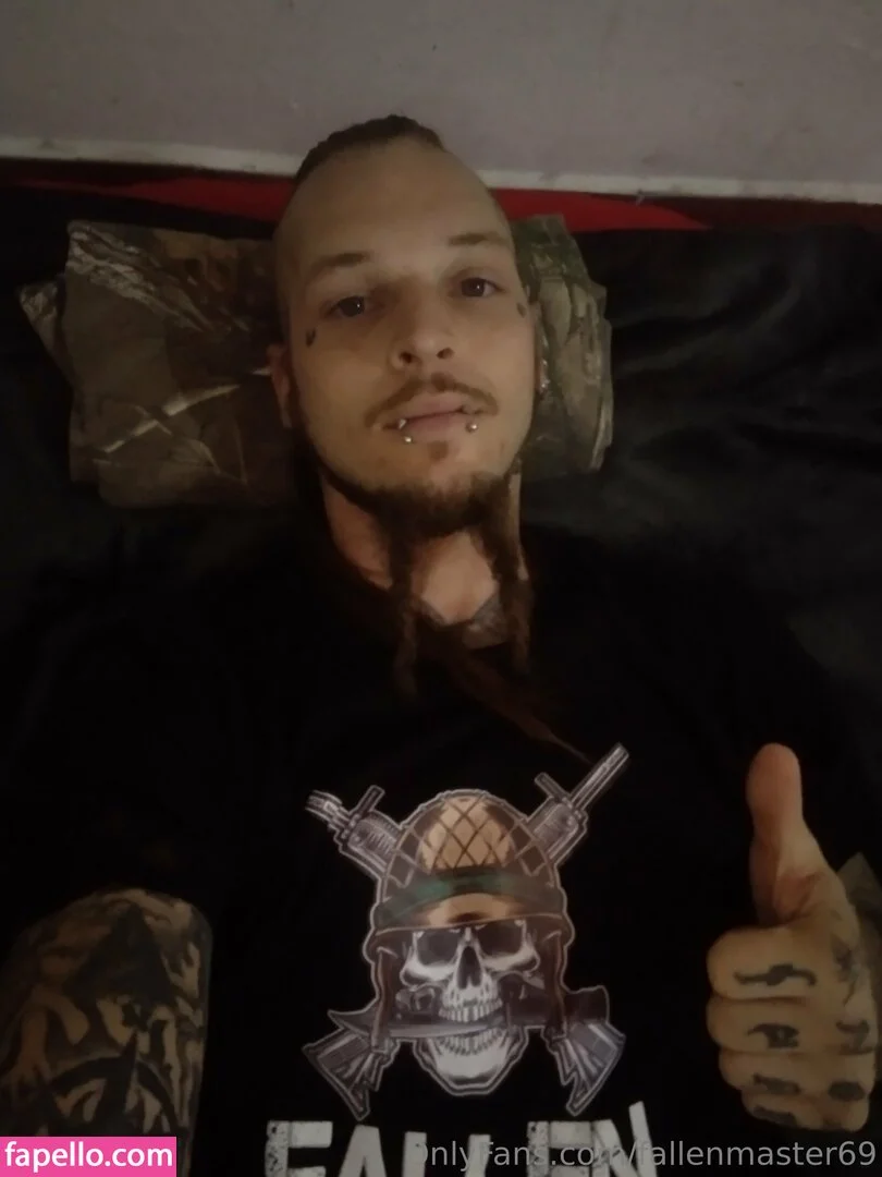 fallenmaster69 / fallenmoon13 Onlyfans Photo Gallery 