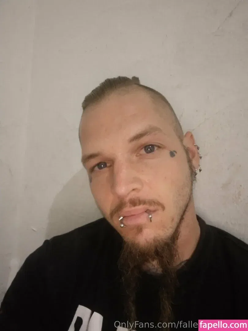 fallenmaster69 / fallenmoon13 Onlyfans Photo Gallery 