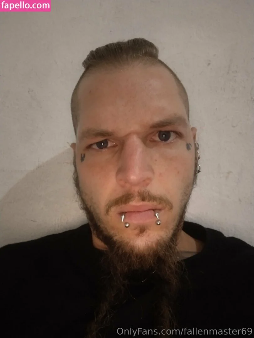 fallenmaster69 / fallenmoon13 Onlyfans Photo Gallery 